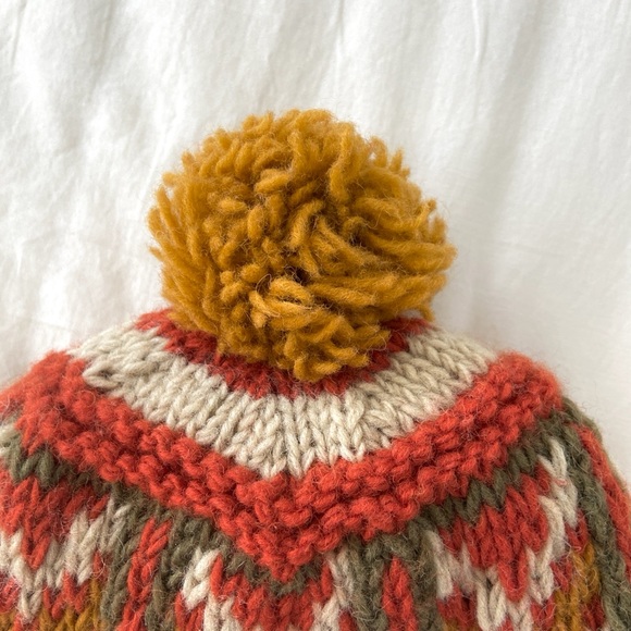 Handmade Wool Woven Pom Beanie Hat - Picture 3 of 4